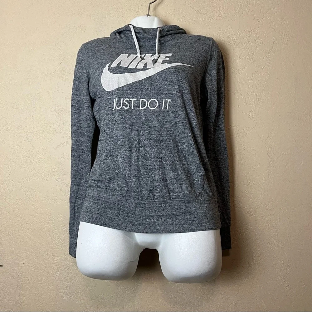 Nike women long sleeve gray hoodie sweatshirt size M - Picture 1 of 9